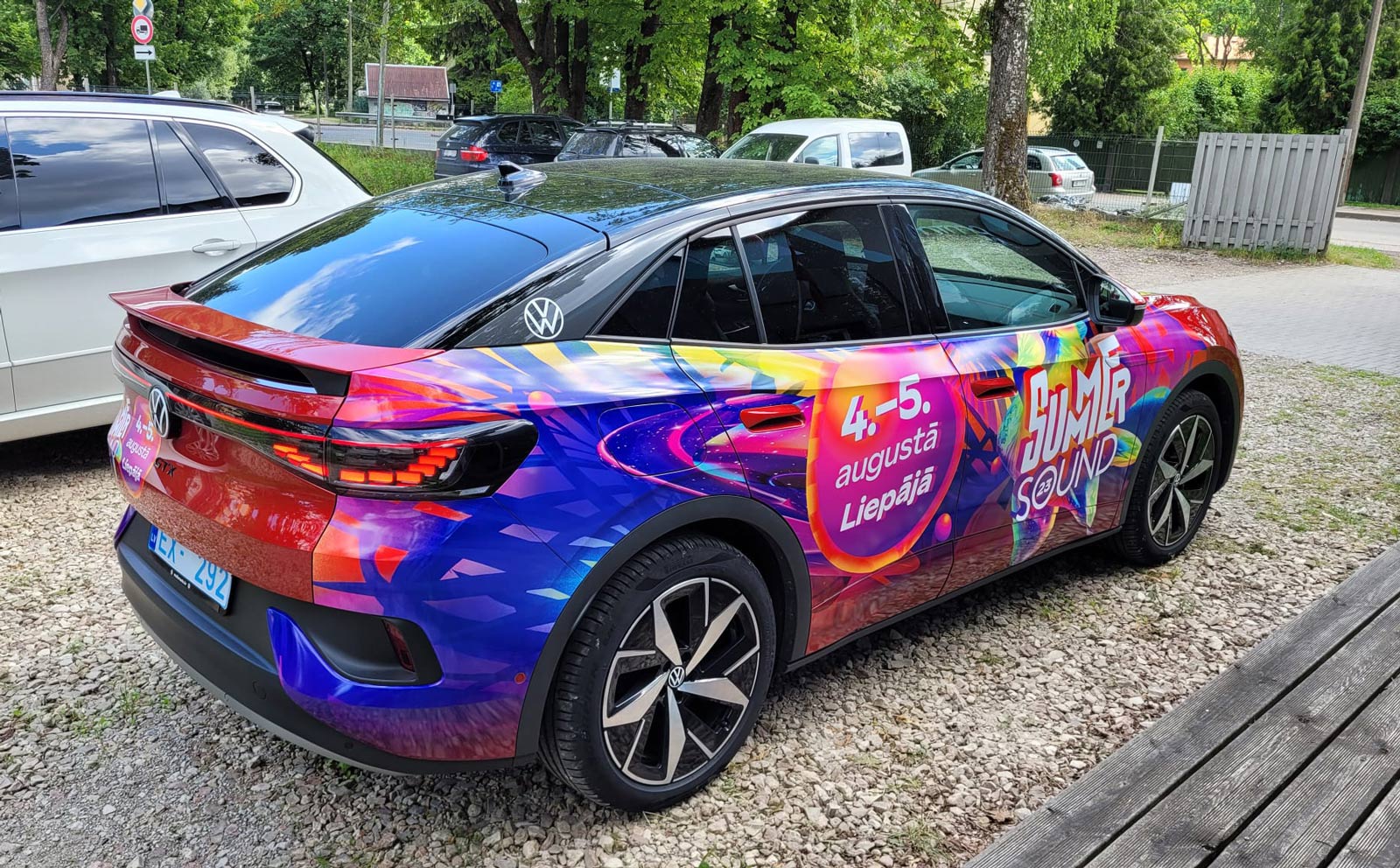 Car-Wrapping-for-Festival